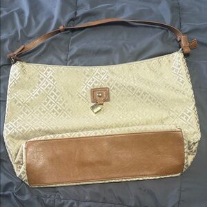 Tommy Hilfiger Elegant Beige and Tan Shoulder Bag NWOT
